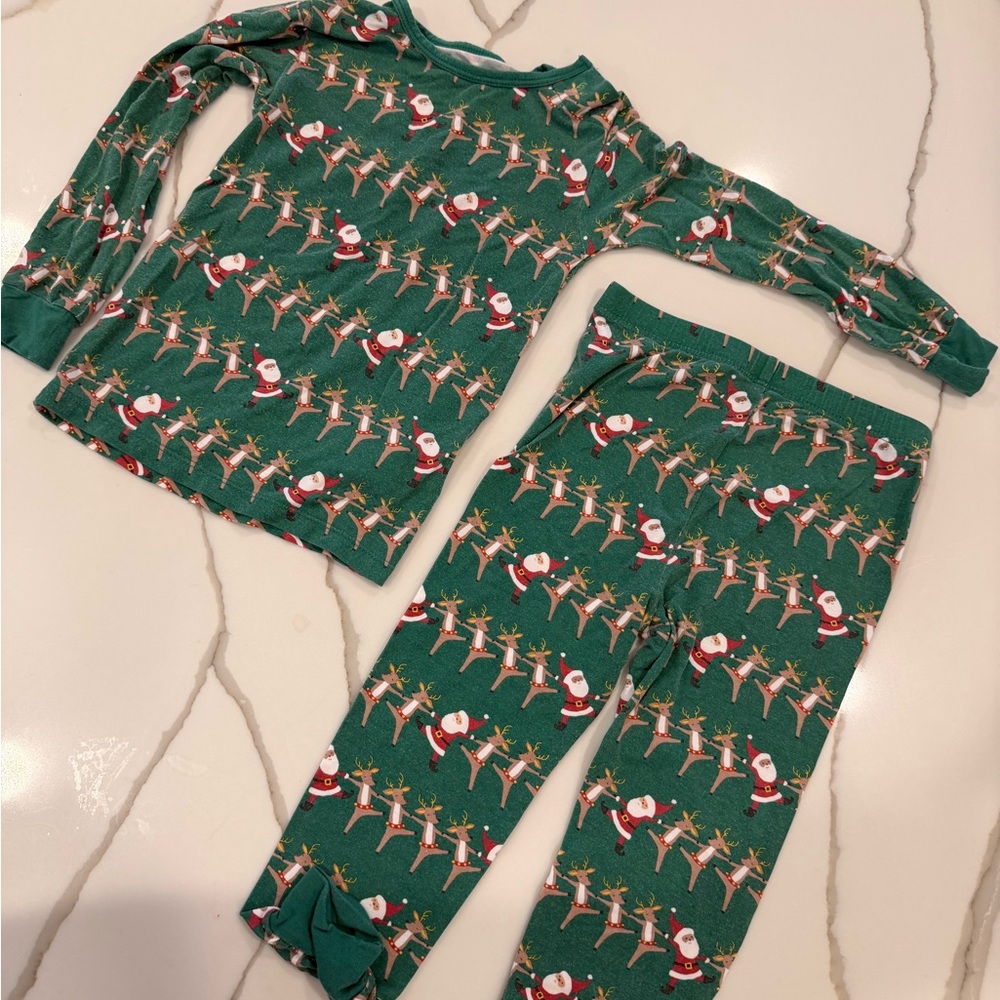 Magnetic Me Green Santa Print Kids Pajama Set 18-24 months
